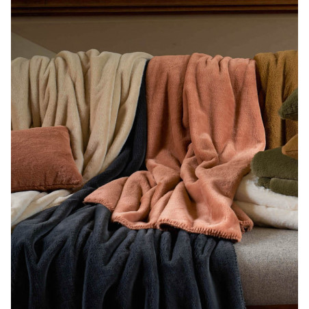 TANUKI Plaid effet Fausse fourrure - 520 gr/m2- Vent du Sud